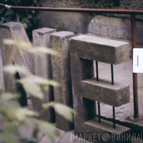 - ://about blank 010