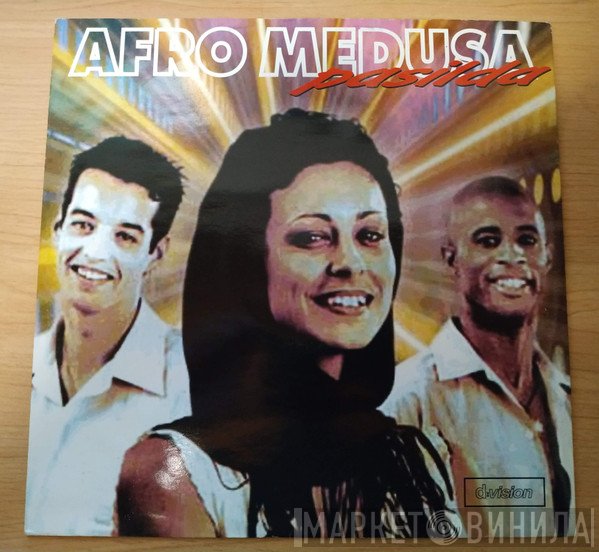 Afro Medusa  - Pasilda
