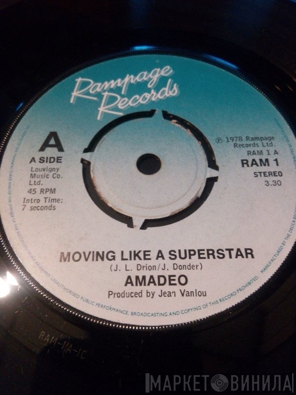 Amadeo - Moving Like A Superstar