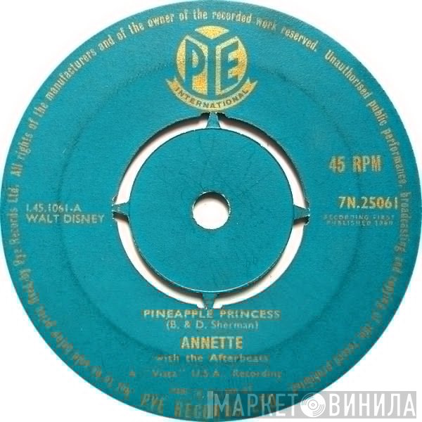 Annette  - Pineapple Princess