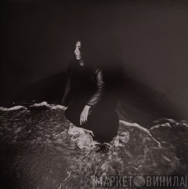Arooj Aftab - Night Reign