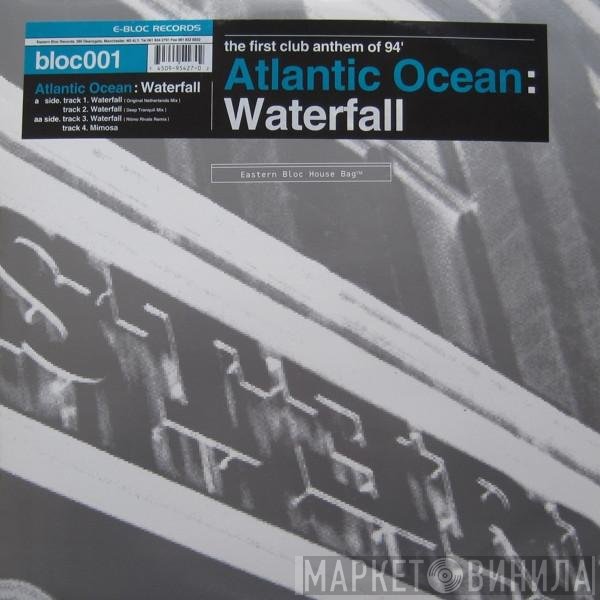 Atlantic Ocean - Waterfall
