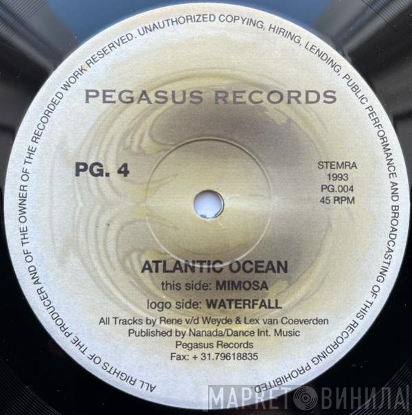 Atlantic Ocean  - Waterfall