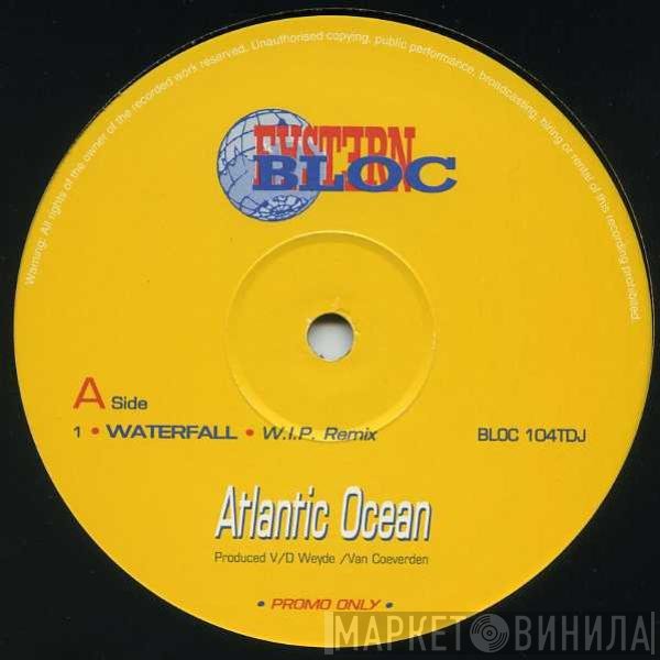 Atlantic Ocean  - Waterfall