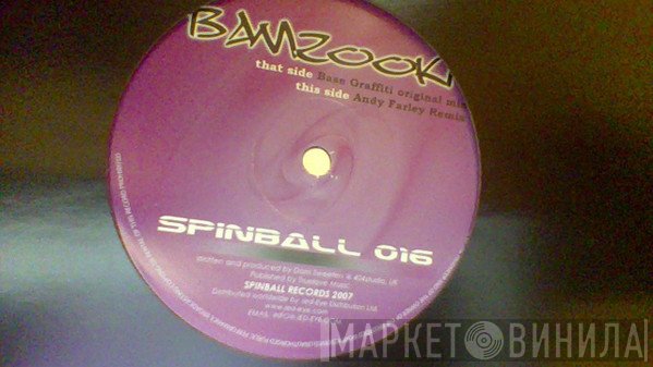 Base Graffiti  - Bamzooki