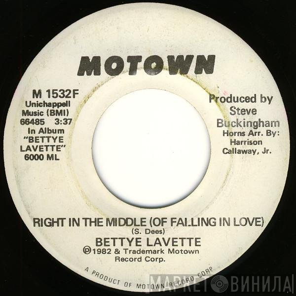 Bettye Lavette  - Right In The Middle (Of Falling In Love)
