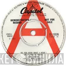 Bing Crosby, Ralph Carmichael Orchestra, The Ralph Carmichael Singers - Do You Hear What I Hear ?