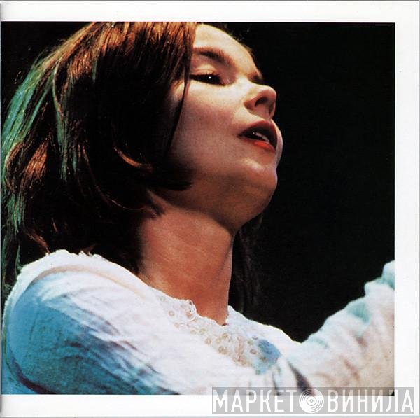 Björk  - Debut Live