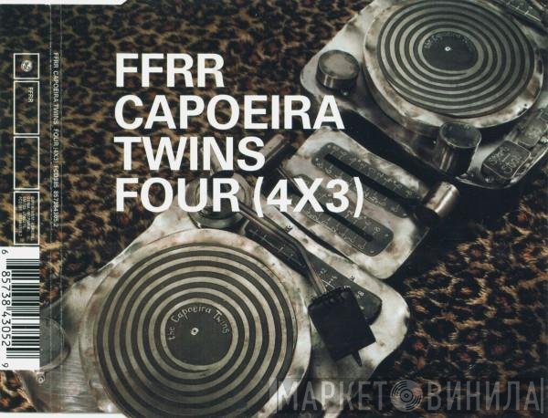 Capoeira Twins - Four (4x3)