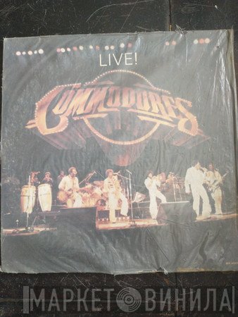 Commodores  - Live!
