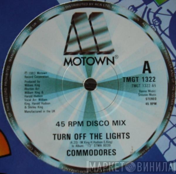 Commodores - Turn Off The Lights