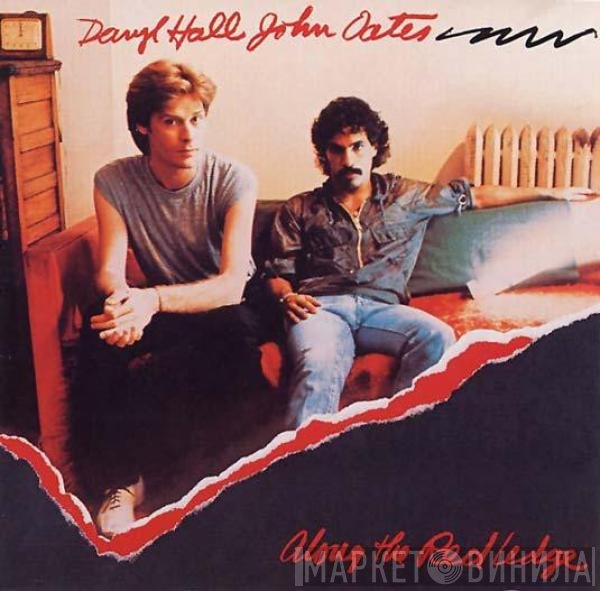 Daryl Hall &amp; John Oates - Along The Red Ledge