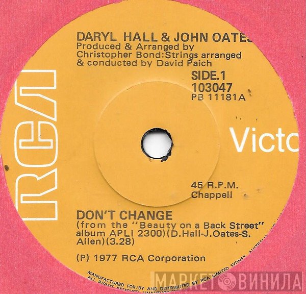Daryl Hall & John Oates  - Don't Change