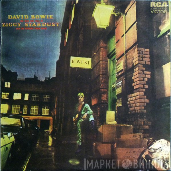 David Bowie - The Rise And Fall Of Ziggy Stardust And The Spiders From Mars