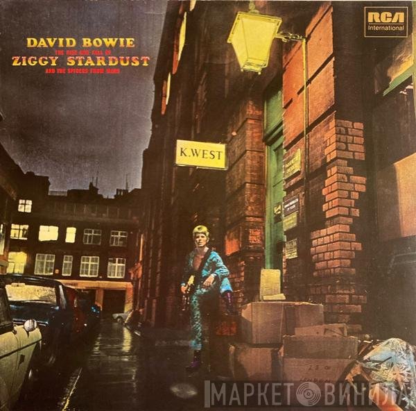David Bowie - The Rise And Fall Of Ziggy Stardust And The Spiders From Mars