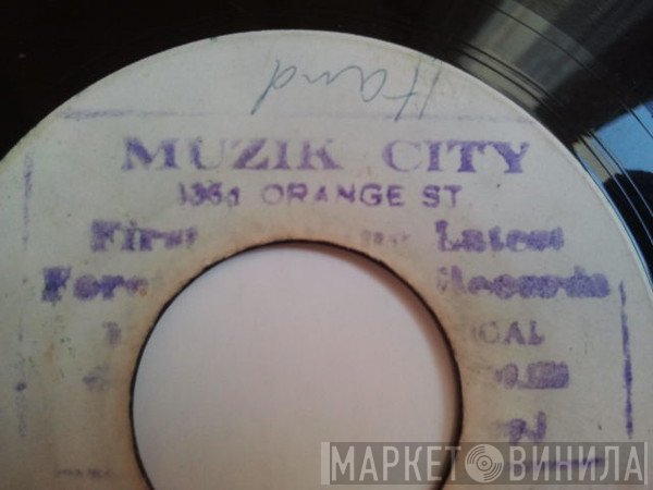 Delroy Wilson - Rain From The Sky / How Can I Love Some One