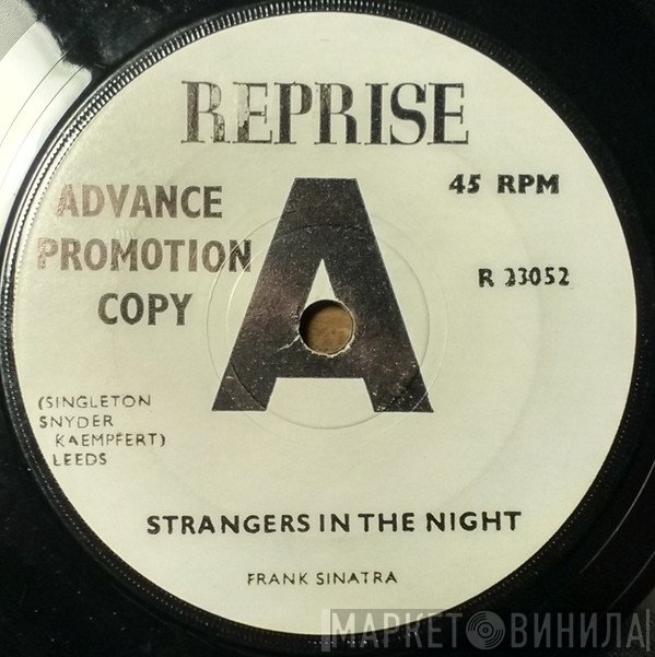 Frank Sinatra - Strangers In The Night / My Kind Of Town
