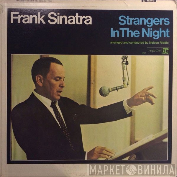 Frank Sinatra  - Strangers In The Night