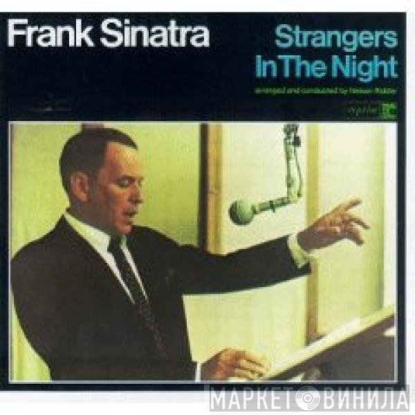 Frank Sinatra  - Strangers In The Night