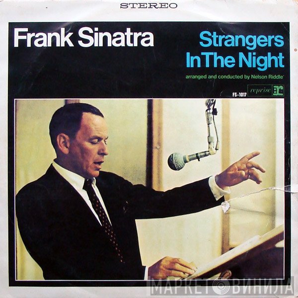 Frank Sinatra  - Strangers In The Night
