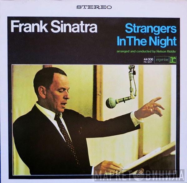 Frank Sinatra  - Strangers In The Night