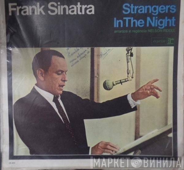 Frank Sinatra  - Strangers In The Night