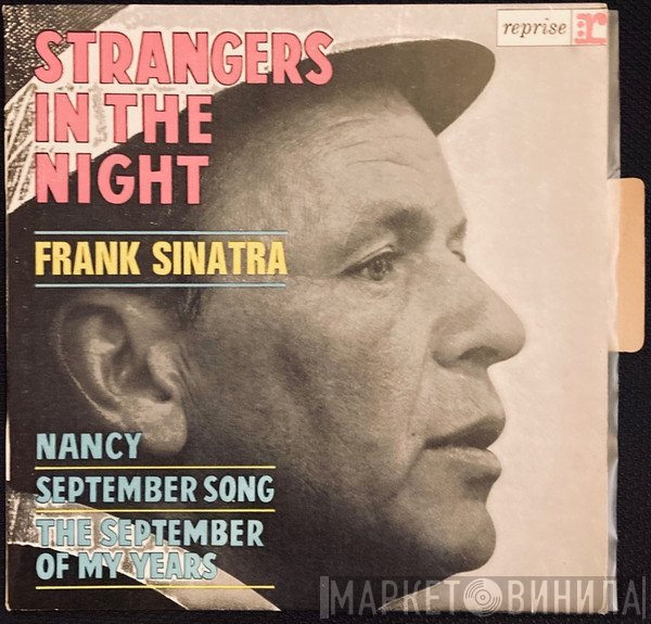Frank Sinatra  - Strangers In The Night