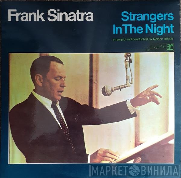 Frank Sinatra  - Strangers In The Night
