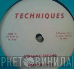 Frankie Paul, Johnny Osbourne - Strange Feeling / Oh Jah Help Me