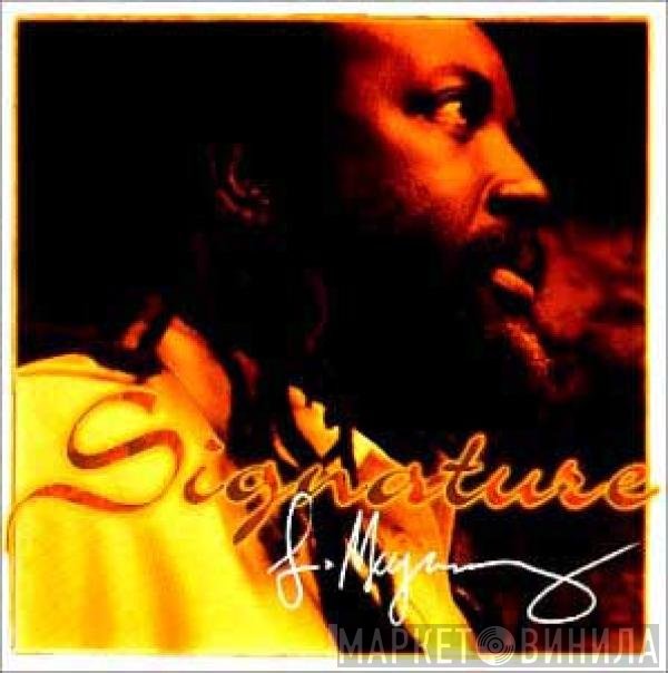 Freddie McGregor  - Signature