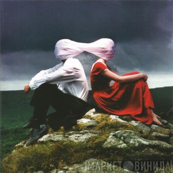 Funeral For A Friend - Casually Dressed & Deep In Conversation