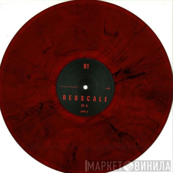 Grad_U  - Redscale 01