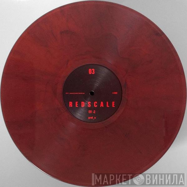 Grad_U  - Redscale 03
