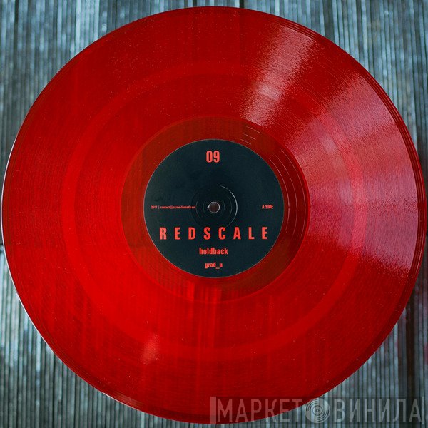 Grad_U  - Redscale 09