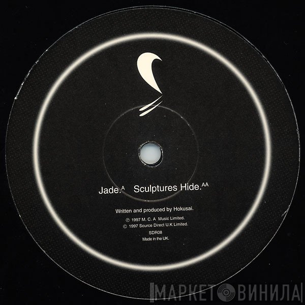 Hokusai - Jade / Sculptures Hide