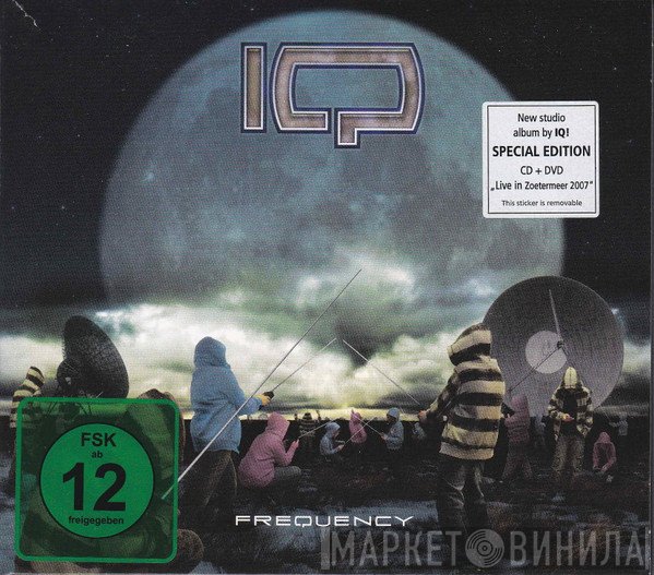 IQ   - Frequency