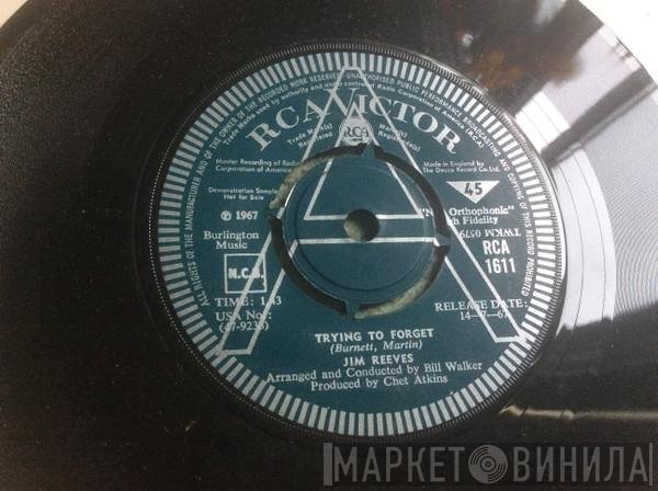Jim Reeves  - Trying To Forget