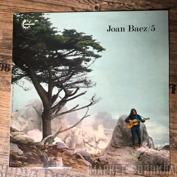 Joan Baez  - 5