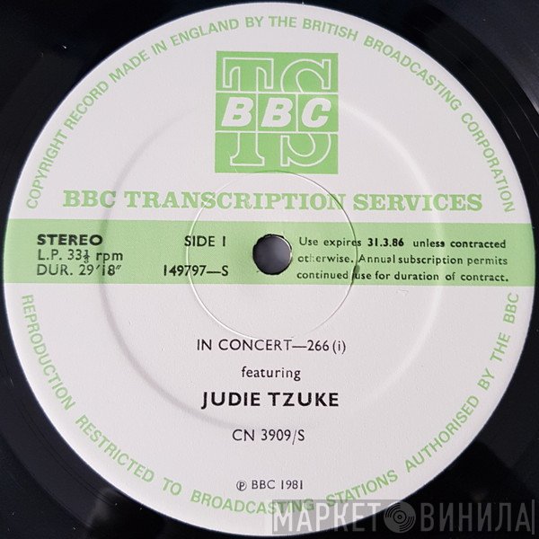 Judie Tzuke  - In Concert-266