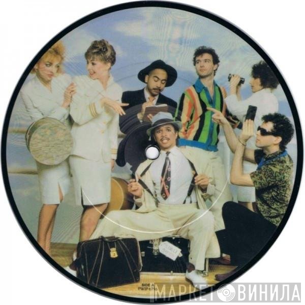 Kid Creole And The Coconuts - I'm A Wonderful Thing, Baby