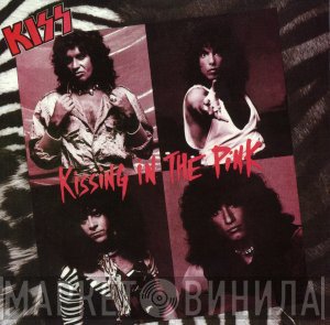 Kiss  - Kissing In The Pink