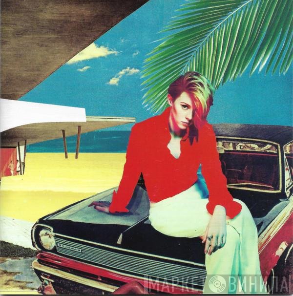 La Roux  - Trouble In Paradise