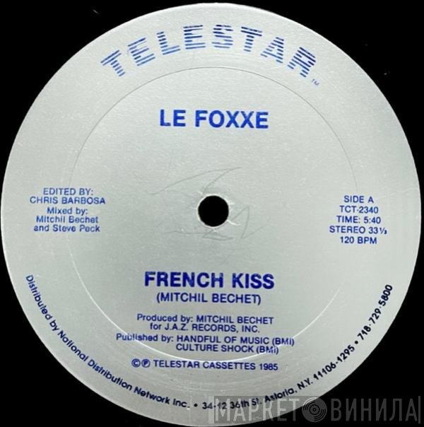 Le Foxxe - French Kiss