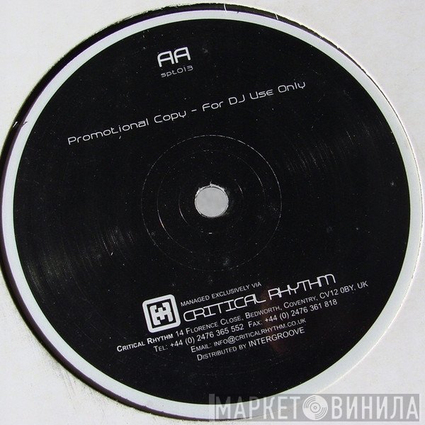 LeRon, Yves Eaux & Luke Star - Different Times