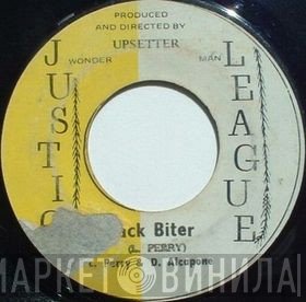 Lee Perry & Dennis Alcapone / The Upsetters  - Back Biter