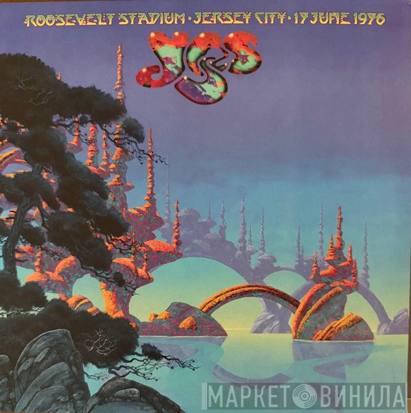  - Live At Roosevelt Stadium, Jersey City, NJ June 17, 1976