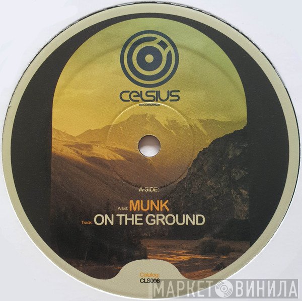 Loxy, Munk  - On The Ground / Lion