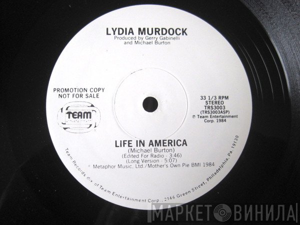 Lydia Murdock - Life In America