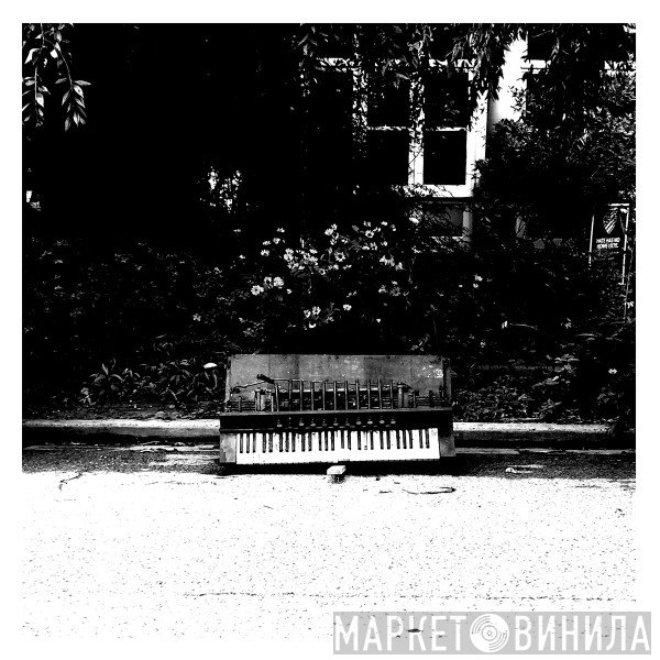 M//R  - Among The Methods