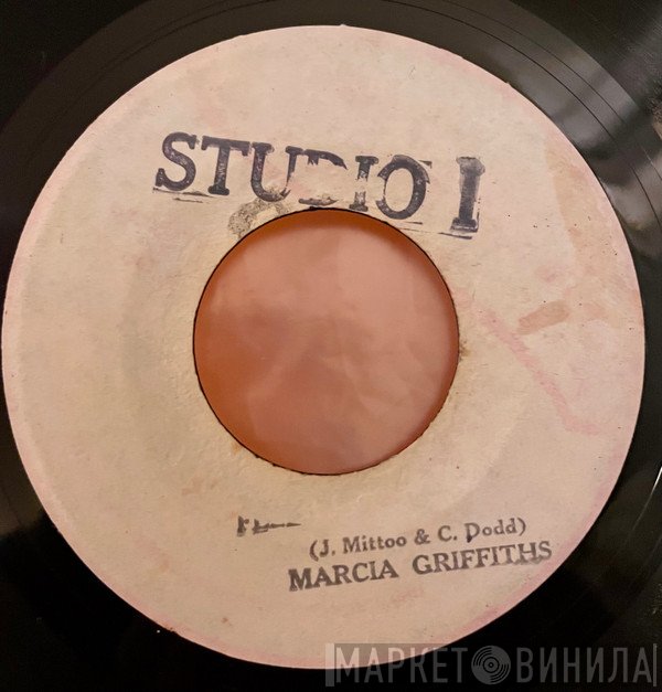 Marcia Griffiths  - Feel Like Jumping